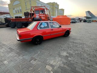 1982 BMW 3 серии 318i I (E21), оранжевый, 999999 рублей, вид 5