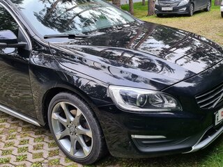 2014 Volvo S60 II Рестайлинг, чёрный, 1600000 рублей, вид 5