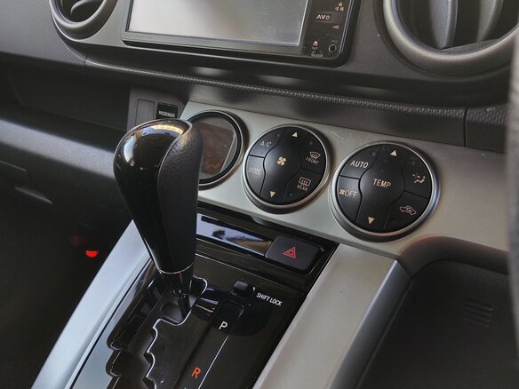 2010 Toyota Corolla Rumion, белый, 1175000 рублей - вид 10