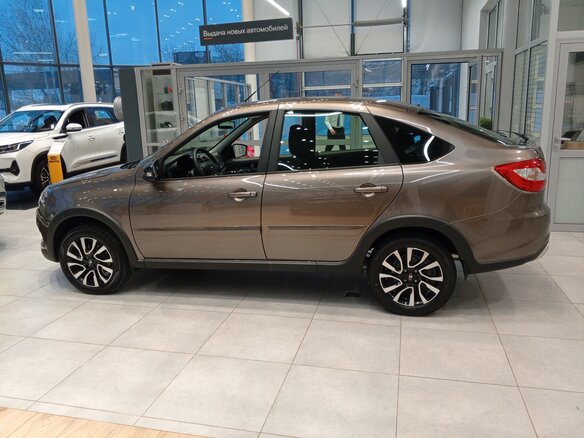 2025 Lada (ВАЗ) Granta Active Cross I Рестайлинг, коричневый, 1390000 рублей - вид 7