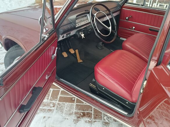 1971 Lada (ВАЗ) 2102, пурпурный, 6000000 рублей - вид 20