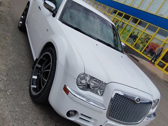 2008 Chrysler 300C I, белый, 1790000 рублей - вид 3