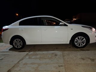 2018 Kia Rio IV, белый, 1290000 рублей, вид 2