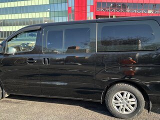 2017 Hyundai Grand Starex I Рестайлинг, чёрный, 3000000 рублей, вид 4