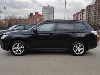 2013 Mitsubishi Outlander III, чёрный, 1450000 рублей, вид 5