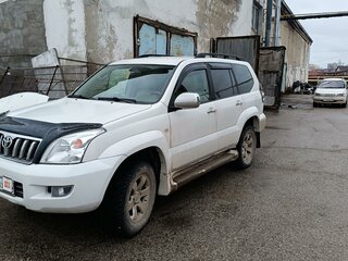 2008 Toyota Land Cruiser Prado 120 Series Рестайлинг, белый, 2000000 рублей, вид 1