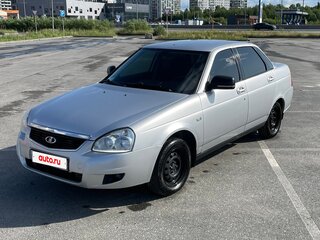 2017 Lada (ВАЗ) Priora I Рестайлинг, серебристый, 500000 рублей, вид 1