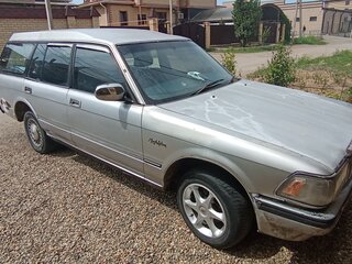 1993 Toyota Crown IX (S140), серебристый, 360000 рублей, вид 2