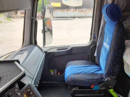 1998 Mercedes-Benz Actros, голубой, 550000 рублей, вид 3