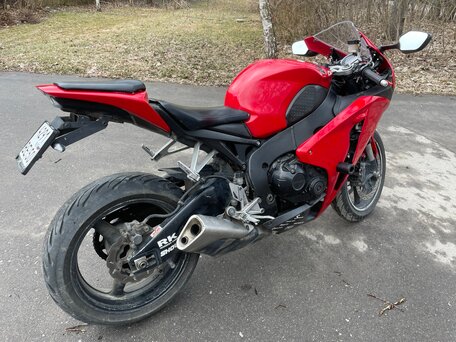 2008 Honda CBR 1000 RR/RA Fireblade, красный, 600000 рублей, вид 3