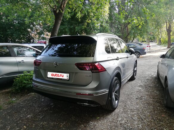 2019 Volkswagen Tiguan II, серый, 2750000 рублей - вид 3