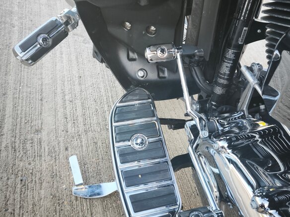 2015 Harley-Davidson Road Glide, чёрный, 1400000 рублей - вид 15