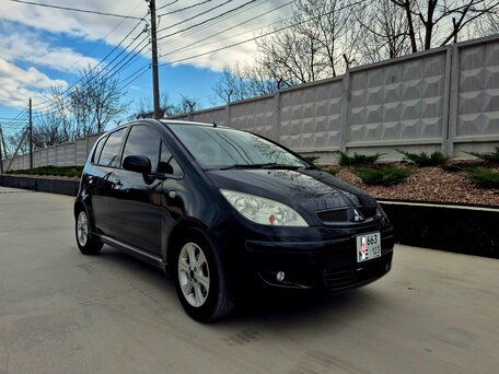 2004 Mitsubishi Colt VI (Z20/Z30), чёрный, 530000 рублей, вид 1