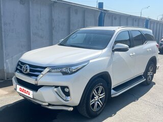 2017 Toyota Fortuner II, белый, 2700000 рублей, вид 3