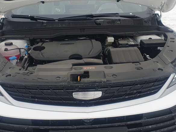 2024 Geely Coolray I Рестайлинг, белый, 2500000 рублей - вид 4