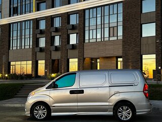2009 Hyundai Grand Starex I, серый, 2000000 рублей, вид 3