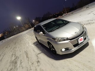 2012 Toyota Wish II Рестайлинг, серый, 1660000 рублей, вид 1