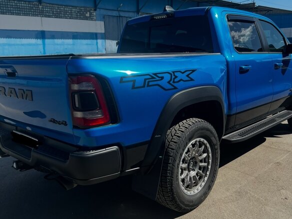 2022 Ram 1500 Crew Cab TRX V, синий, 10500000 рублей - вид 6