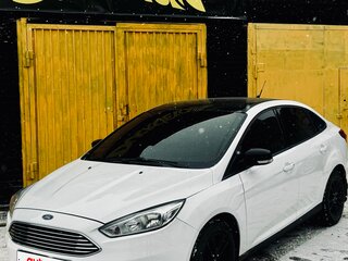 2018 Ford Focus III Рестайлинг, белый, 1600000 рублей, вид 1