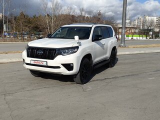 2022 Toyota Land Cruiser Prado 150 Series Рестайлинг 3, белый, 5600000 рублей, вид 3
