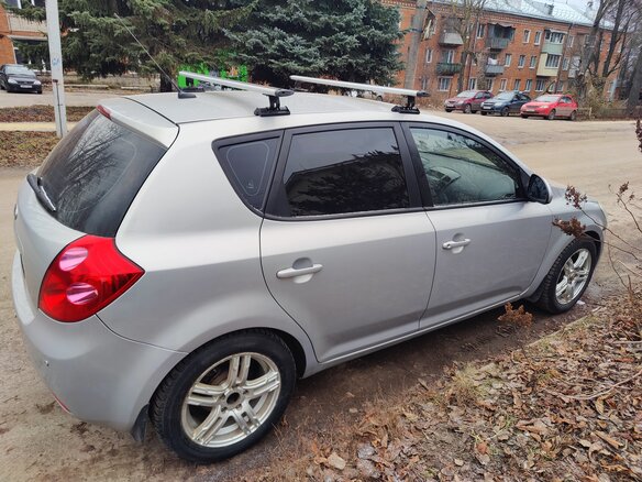 2007 Kia Ceed I, серебристый, 600000 рублей - вид 4