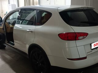 2005 Subaru Tribeca I, белый, 700000 рублей, вид 4