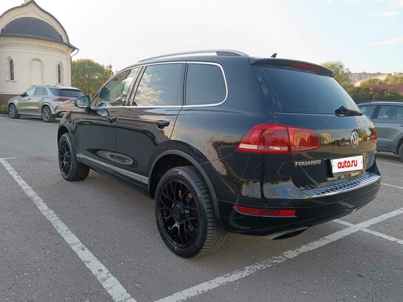 2011 Volkswagen Touareg II, чёрный, 1790000 рублей - вид 5