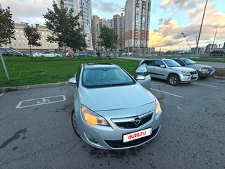 2011 Opel Astra J, серебристый, 650000 рублей, вид 1