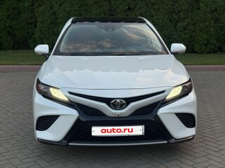 2019 Toyota Camry US Market VIII (XV70), белый, 3100000 рублей, вид 2