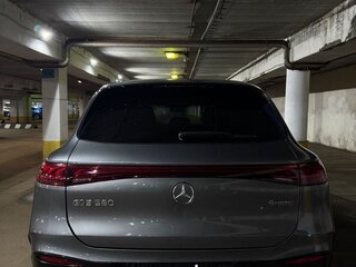 2022 Mercedes-Benz EQS SUV 580, серебристый, 11400000 рублей, вид 5