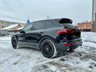 2014 Porsche Cayenne Diesel II Рестайлинг (958), чёрный, 5400000 рублей, вид 4