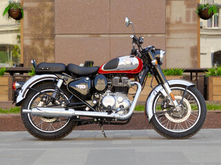2025 Royal Enfield Classic 350, красный, 517000 рублей, вид 5