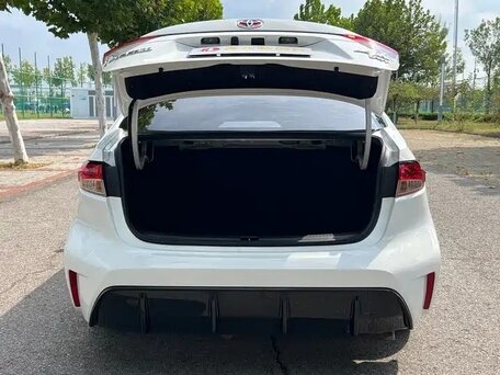 2023 Toyota Corolla Sporty XII (E210) Рестайлинг, белый, 1680000 рублей, вид 5