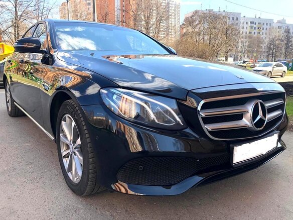 2016 Mercedes-Benz E-Класс 200 V (W213, S213, C238), чёрный - вид 1