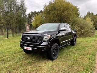 2018 Toyota Tundra CrewMax II Рестайлинг, чёрный, 6000000 рублей, вид 4