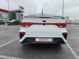 2018 Kia Rio IV, белый, 1100000 рублей, вид 4