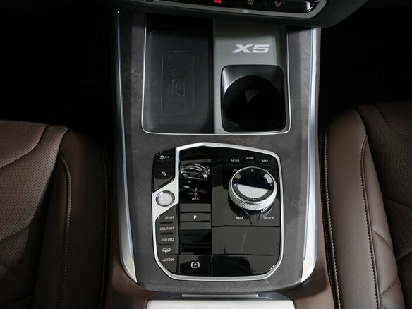 2026 BMW X5 Long 30Li IV (G05/G18) Рестайлинг, чёрный, 9980000 рублей - вид 23