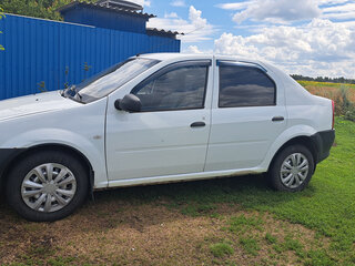 2013 Renault Logan I Рестайлинг, белый, 400000 рублей, вид 4
