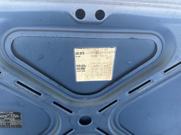 1999 Porsche 911 Carrera 4 V (996), голубой, 3900000 рублей - вид 24