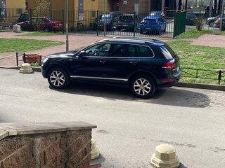 2013 Volkswagen Touareg II, чёрный, 3000000 рублей, вид 1