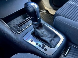 2011 Volkswagen Tiguan I, чёрный, 1699999 рублей, вид 4