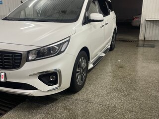 2019 Kia Carnival III, белый, 3950000 рублей, вид 1