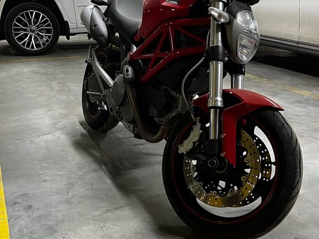2013 Ducati Monster 696, красный, 530000 рублей, вид 3