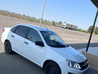2018 Lada (ВАЗ) Granta I, белый, 689000 рублей, вид 2