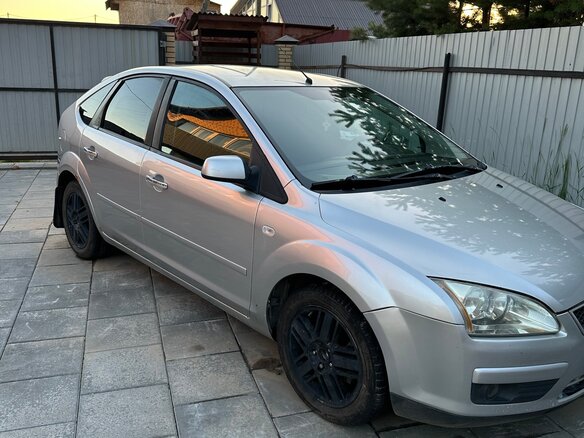 2007 Ford Focus II, серебристый, 420000 рублей