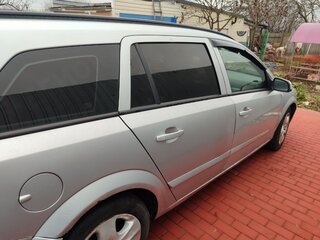 2009 Opel Astra H Рестайлинг, серебристый, 260000 рублей, вид 4