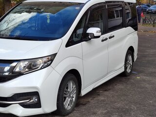 2016 Honda Stepwgn V, белый, 1900000 рублей, вид 1