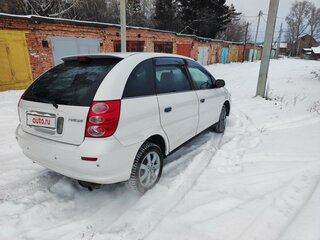 1999 Toyota Nadia, белый, 610000 рублей, вид 3