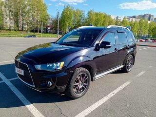2009 Mitsubishi Outlander II Рестайлинг, чёрный, 880000 рублей, вид 2