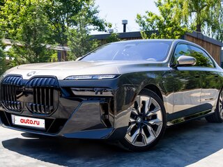 2023 BMW 7 серии 760i xDrive VII (G70), серый, 15000000 рублей, вид 3